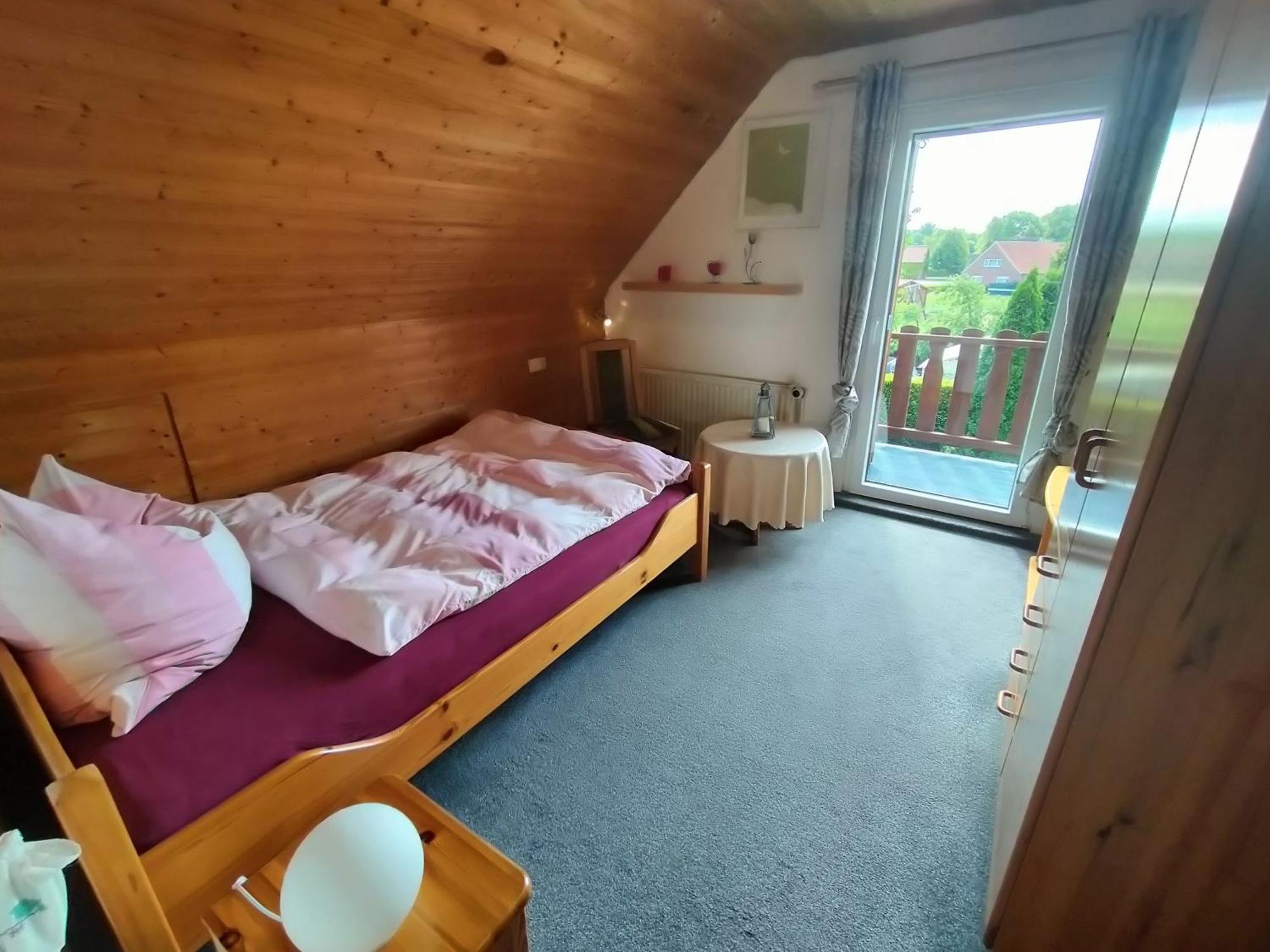 Ferienwohnung Mona, 65314 Moormerland Eksteriør billede